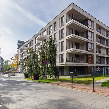 Appartement Rakowicka Brick Near Station By Renters Cracovie