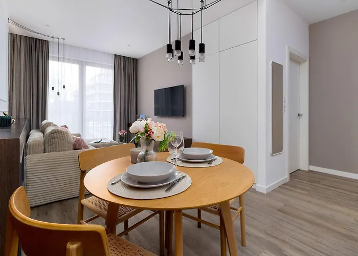 Rakowicka Brick Near Station By Renters *